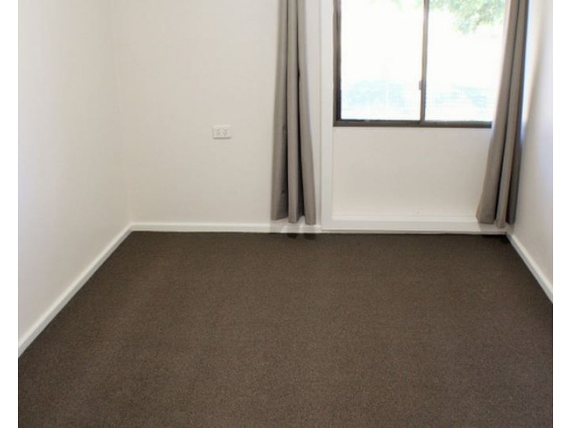 4 James, Moree NSW 2400