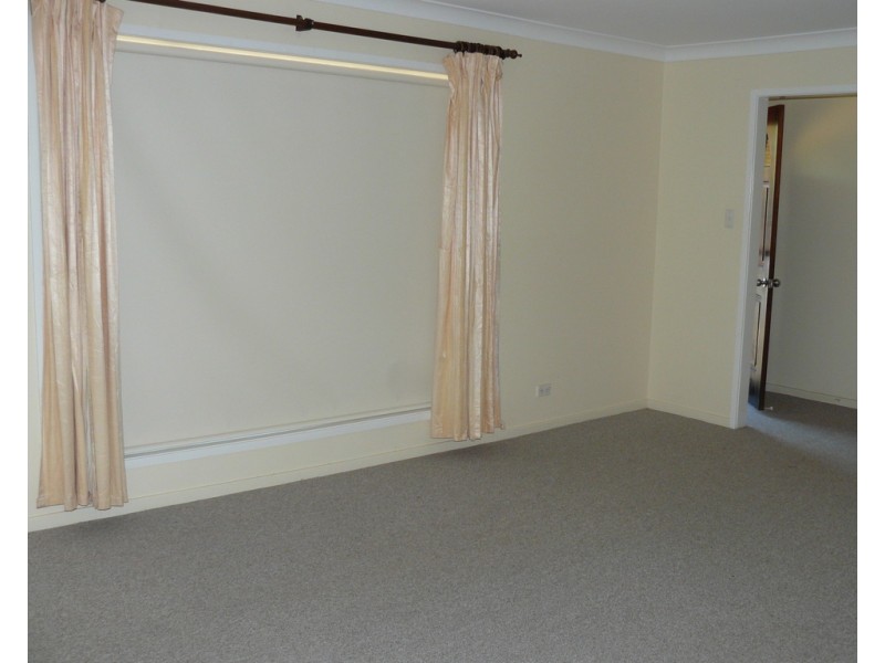 6 Helensvale Avenue, Moree NSW 2400