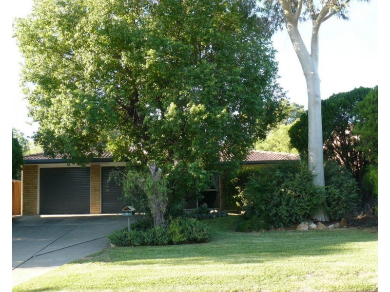 8 Helensvale Avenue, Moree NSW 2400