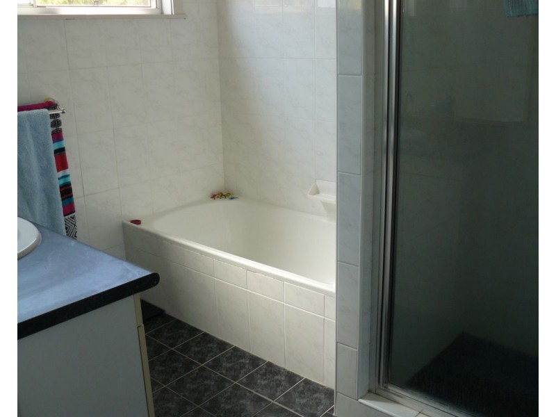 10 Myall Place, Moree NSW 2400