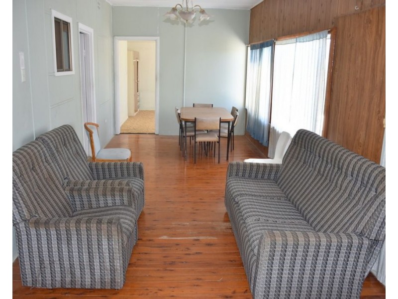 66 Oak Street, Moree NSW 2400