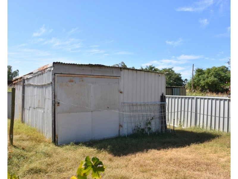 66 Oak Street, Moree NSW 2400