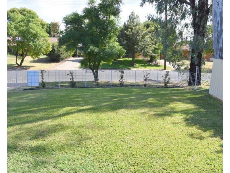 4 Jacaranda Drive, Moree NSW 2400