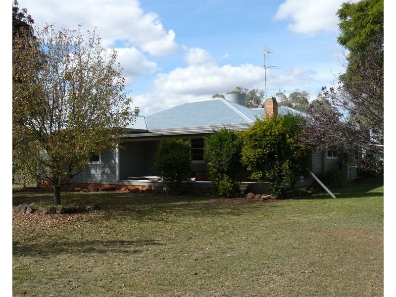 ” Araluen “, ” Finschaffen “, ” Kiaora East “, Bingara NSW 2404