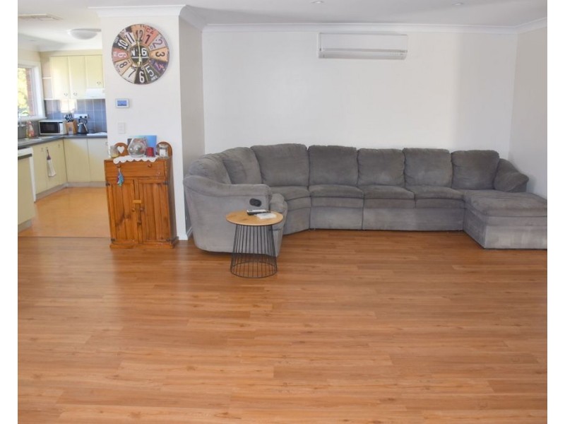 5 Myall Place, Moree NSW 2400