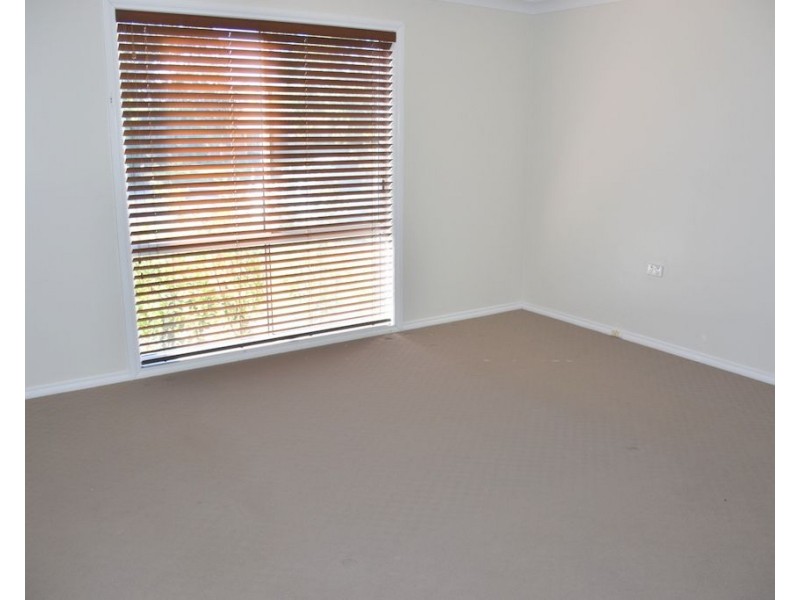 5 Myall Place, Moree NSW 2400