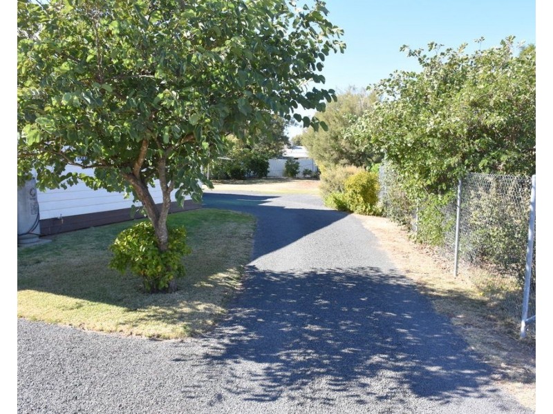 320 Boston Street, Moree NSW 2400