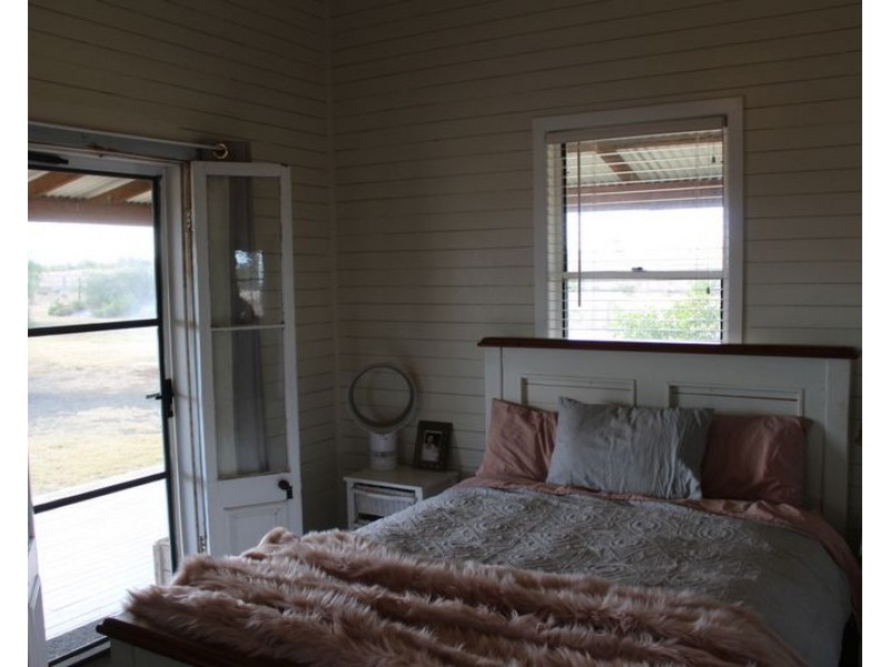 ” Killarney”, Gravesend NSW 2401