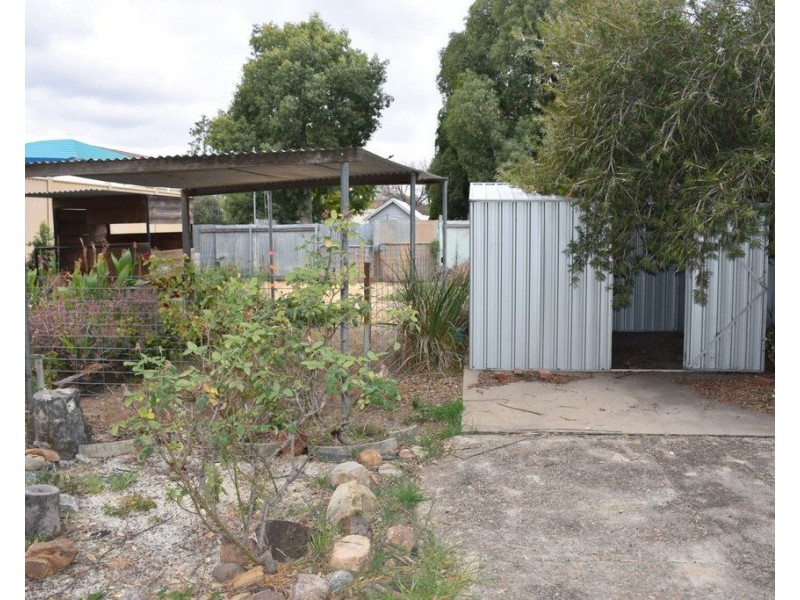 6 Chester Street, Moree NSW 2400
