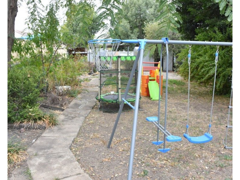 6 Chester Street, Moree NSW 2400