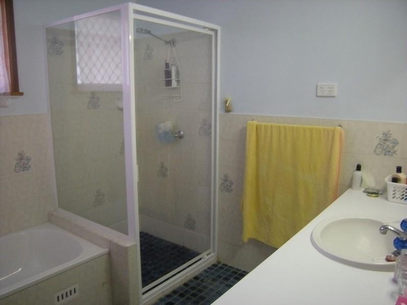 1/16 Cummins Avenue, Moree NSW 2400