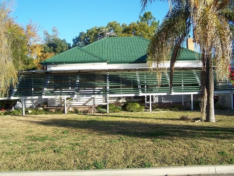 30 Iris Street, Moree NSW 2400