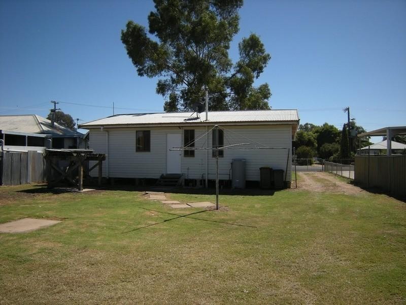 86 Adelaide Street, Moree NSW 2400