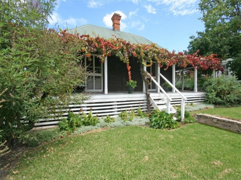 1 Wallangra Road, Wallangra NSW 2360