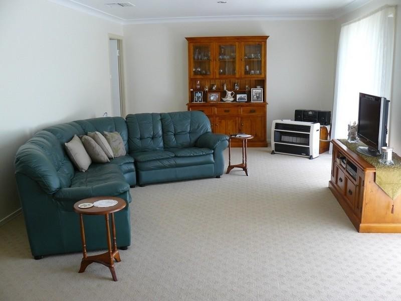 25 Maple Avenue, Moree NSW 2400