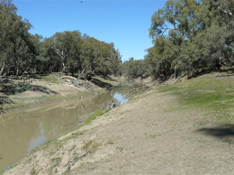 72 Kamilaroi Highway, Walgett NSW 2832