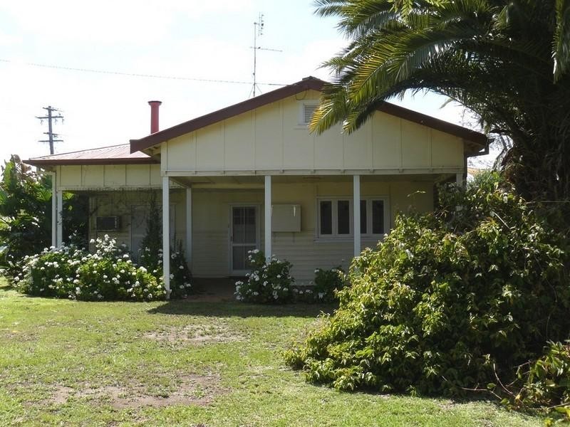 2 Frome Street, Moree NSW 2400