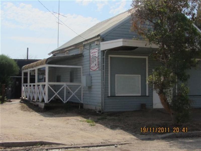 22 Rowena Street, Wee Waa NSW 2388