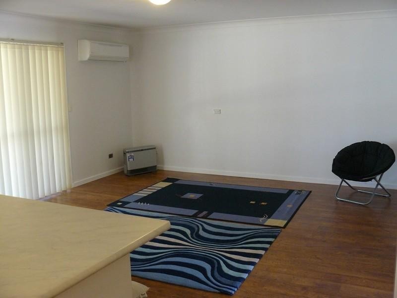 11 Julia Place, Moree NSW 2400