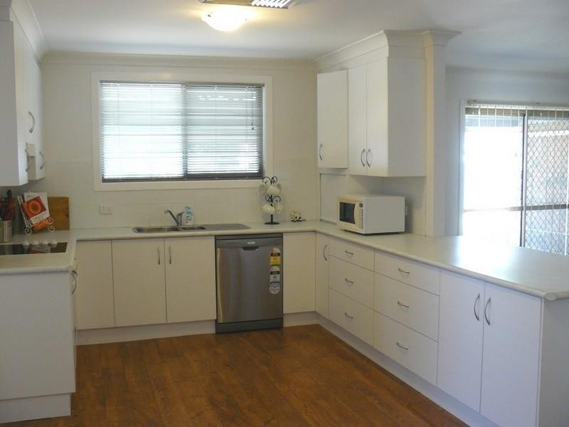 11 Julia Place, Moree NSW 2400