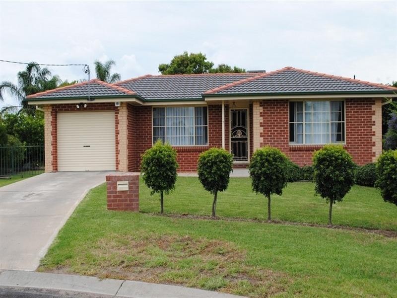 7 Rosewood Close, Moree NSW 2400