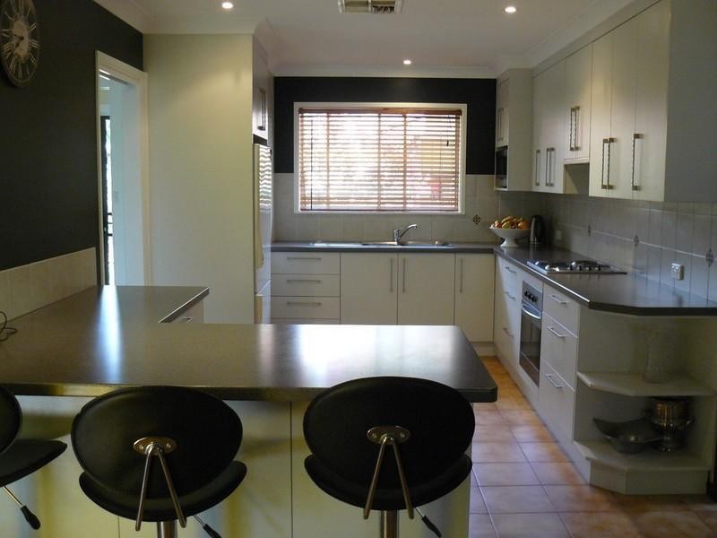 6 Merindah Avenue, Moree NSW 2400