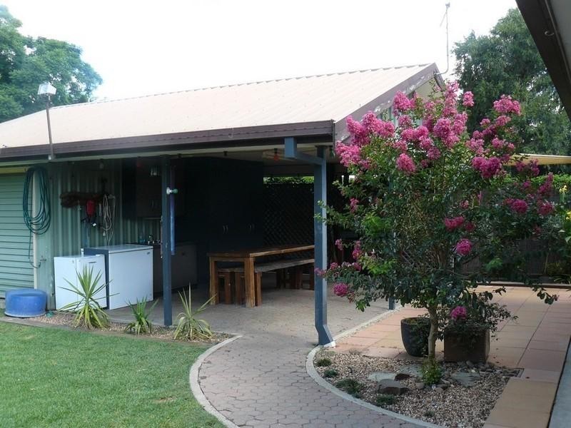 6 Merindah Avenue, Moree NSW 2400