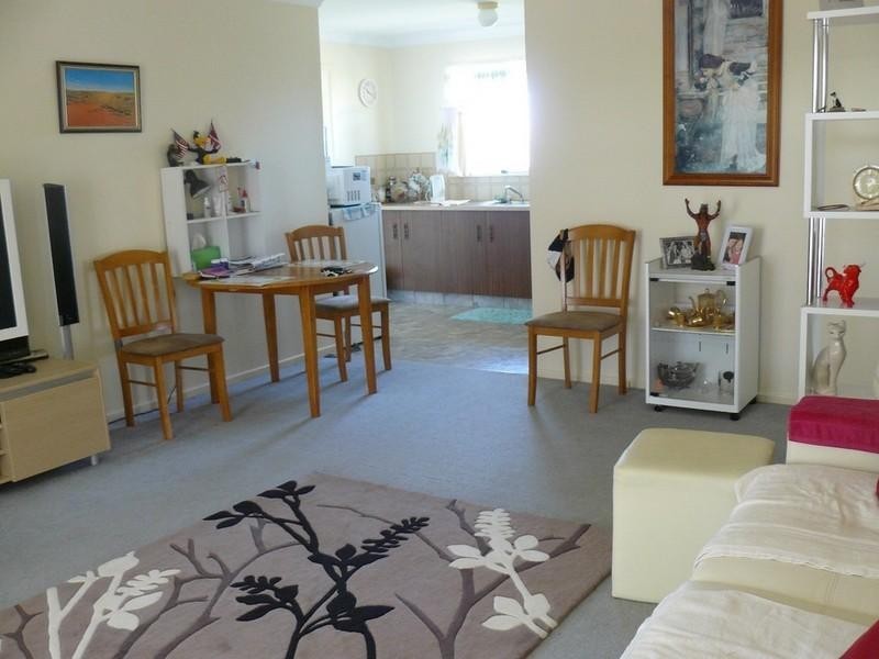 8 Bottlebrush Drive, Moree NSW 2400