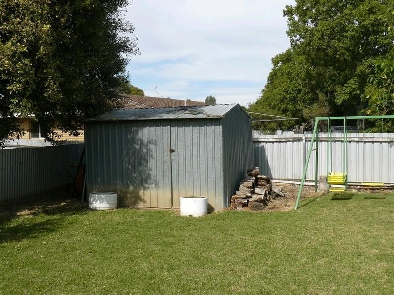 12 Helensvale Avenue, Moree NSW 2400