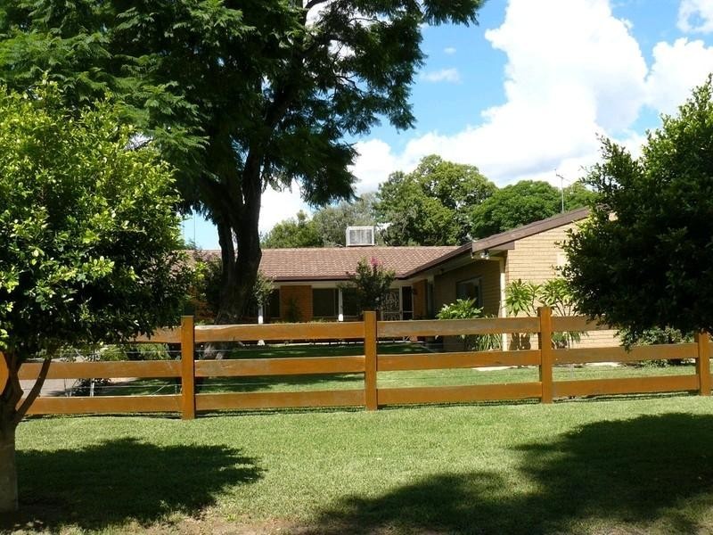 6 Merindah Avenue, Moree NSW 2400