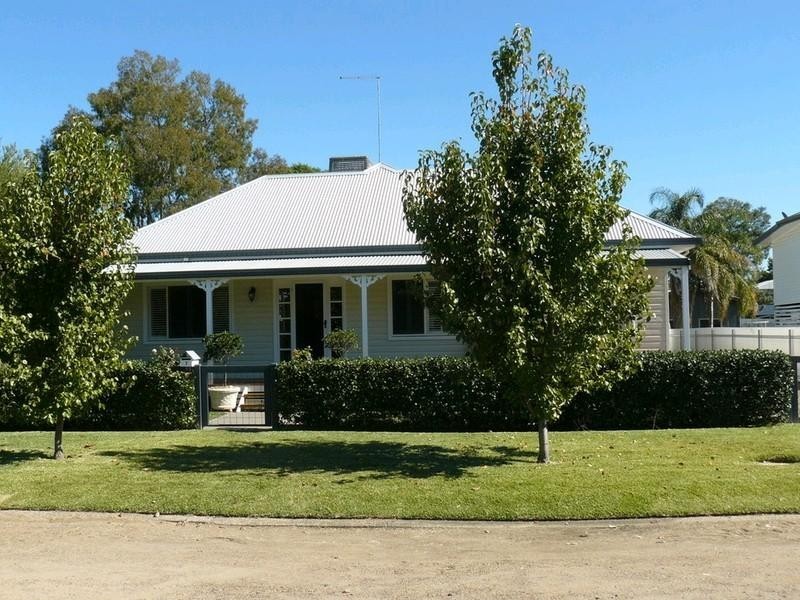 7 Edward Street, Moree NSW 2400