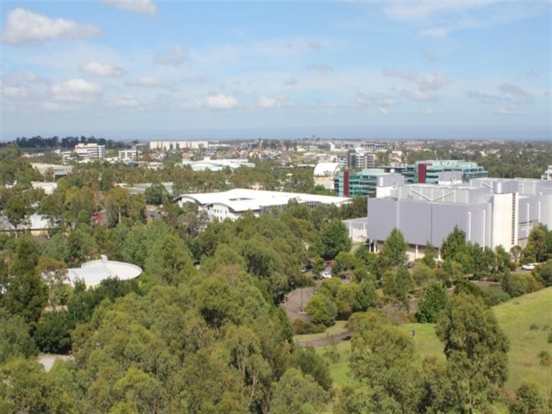 8 Brookhollow Avenue, Baulkham Hills NSW 2153