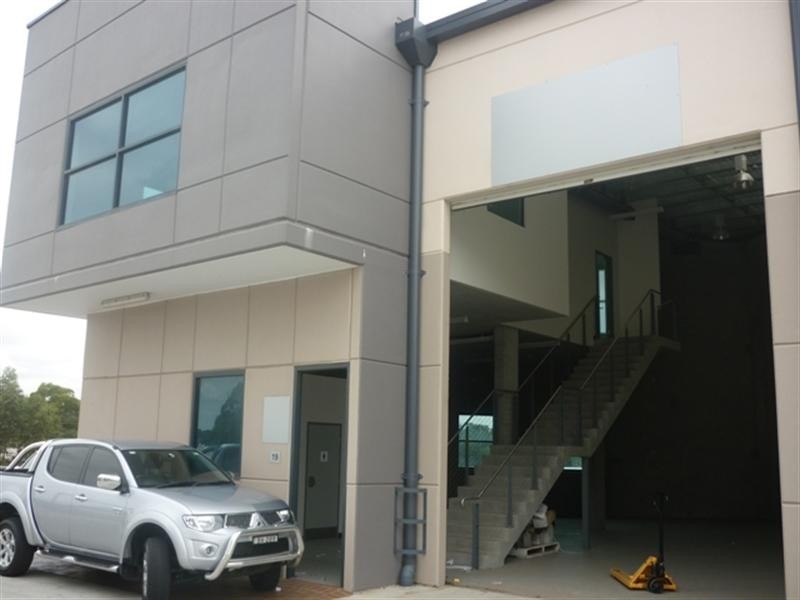 128 Station Road, Seven Hills NSW 2147