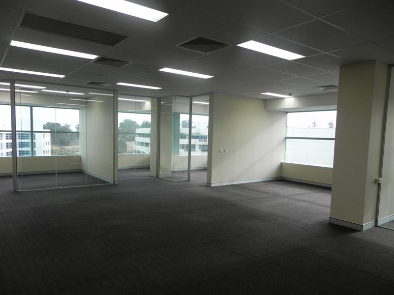 508 12 Century Circuit, Baulkham Hills NSW 2153