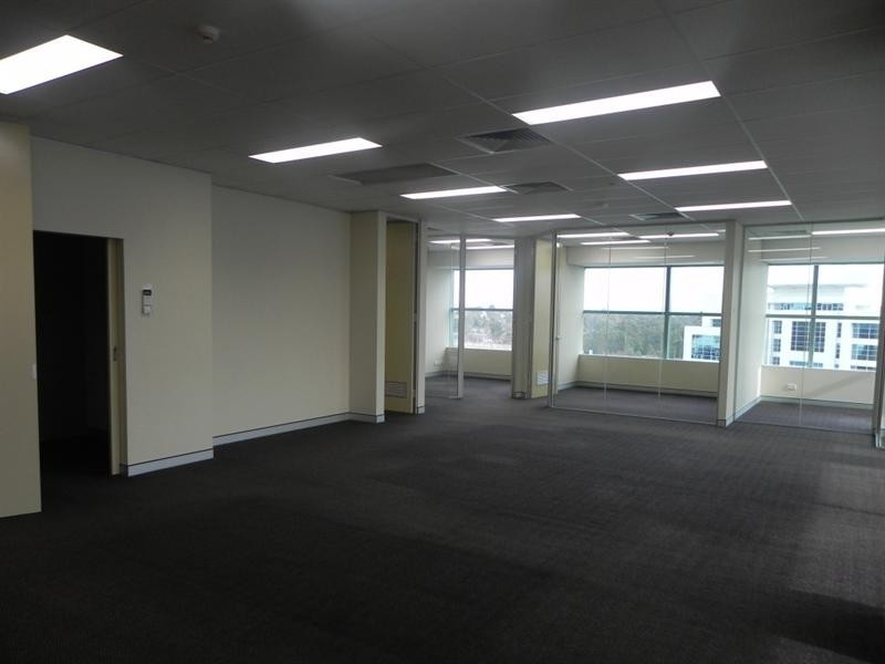 5.08 12 Century Circuit, Baulkham Hills NSW 2153