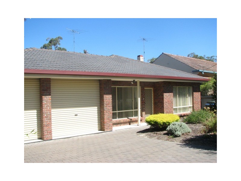 4 Field Avenue, Victor Harbor SA 5211