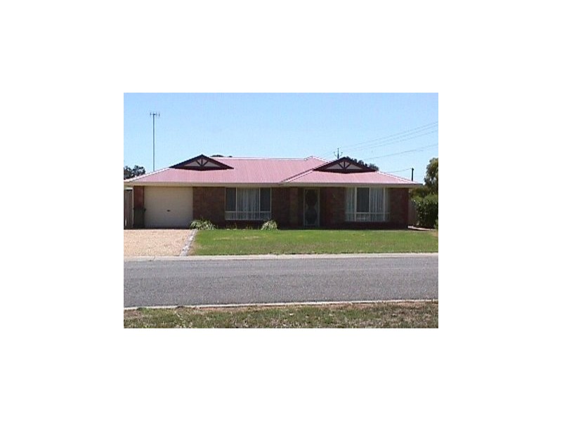 140 Fenchurch Street, Goolwa SA 5214