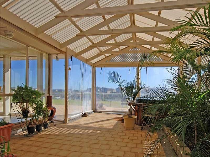 52 Prince Alfred Parade, Hindmarsh Island SA 5214