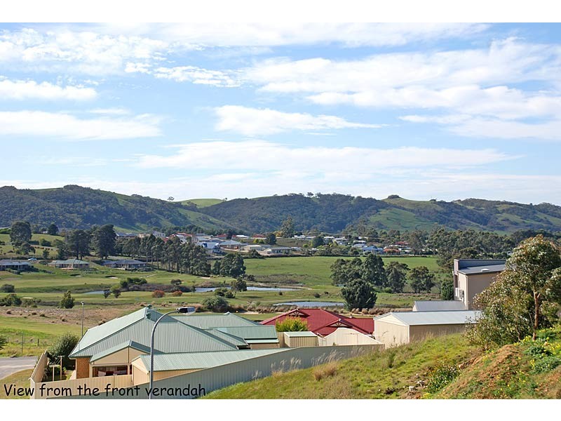 10 Light Place, Mount Compass SA 5210