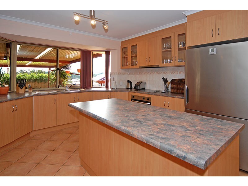 10 Light Place, Mount Compass SA 5210