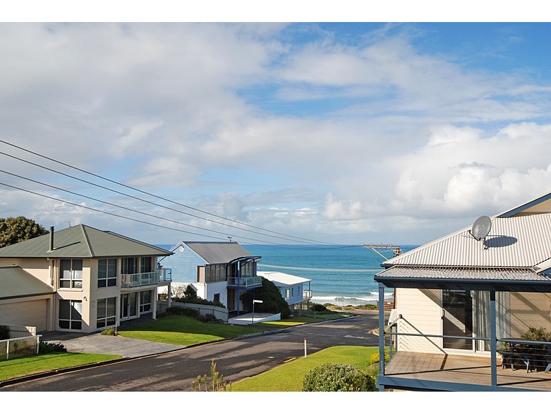5 Second Avenue, Hayborough SA 5211