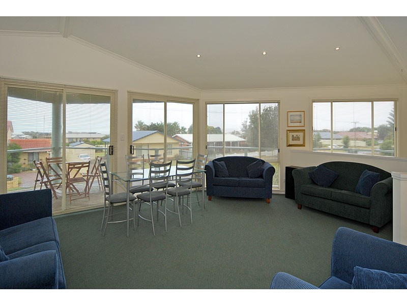 8 Hazel Street, Goolwa Beach SA 5214