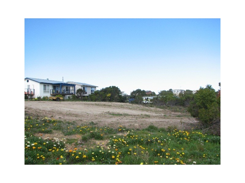 8 Gordon Street, Goolwa Beach SA 5214