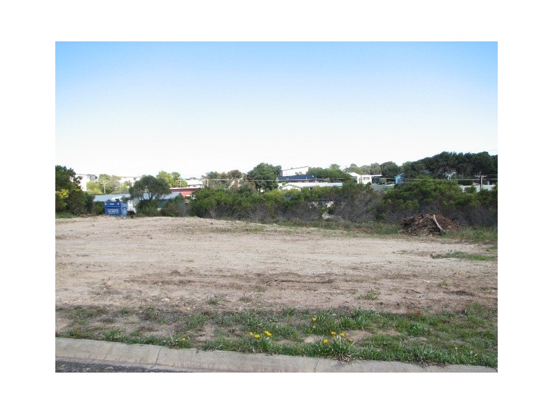 8 Gordon Street, Goolwa Beach SA 5214