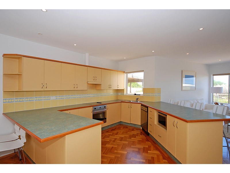 4a St Lukes Street, Port Elliot SA 5212