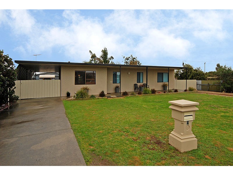 4 Evans Street, Goolwa Beach SA 5214