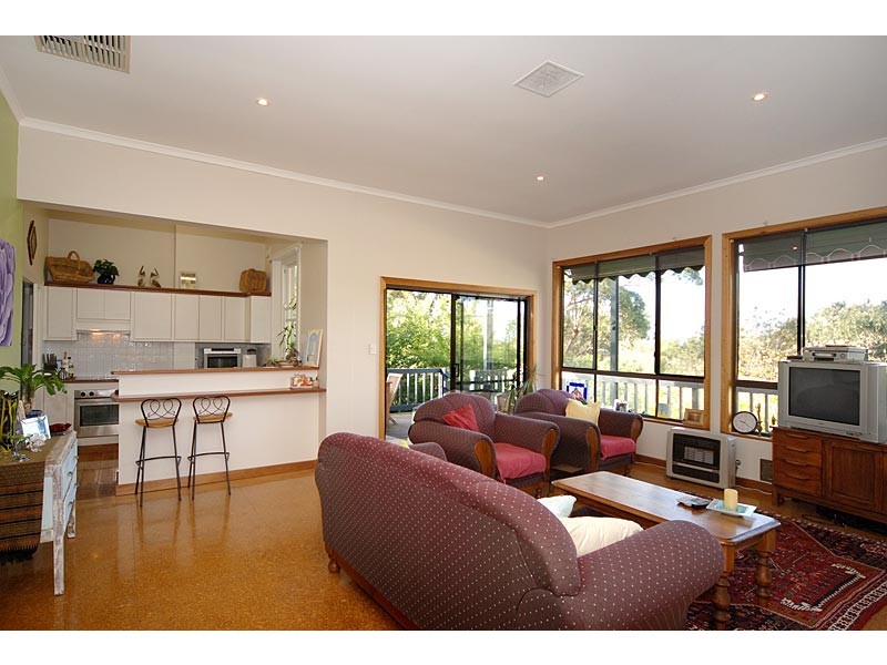 39 Grantley Avenue, Victor Harbor SA 5211