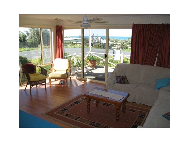 2 Henley Street, Goolwa Beach SA 5214