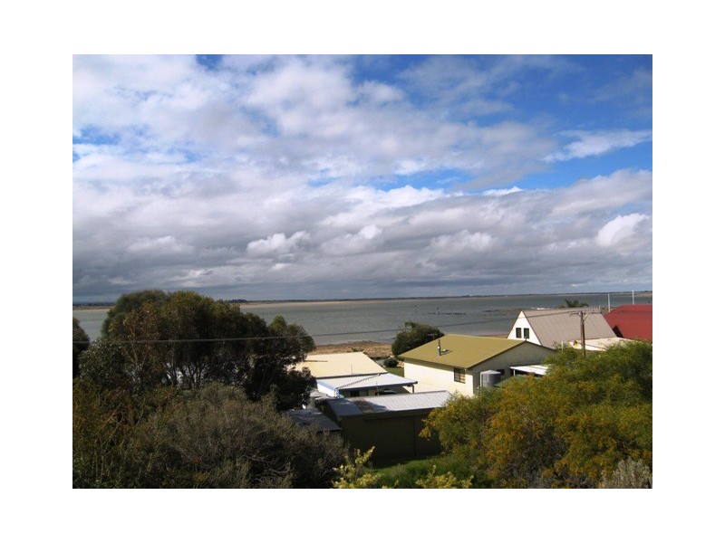 20 Sidney Parade, Hindmarsh Island SA 5214