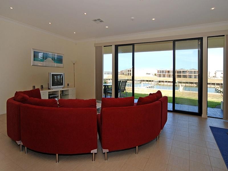 21 Vesta Drive, Hindmarsh Island SA 5214